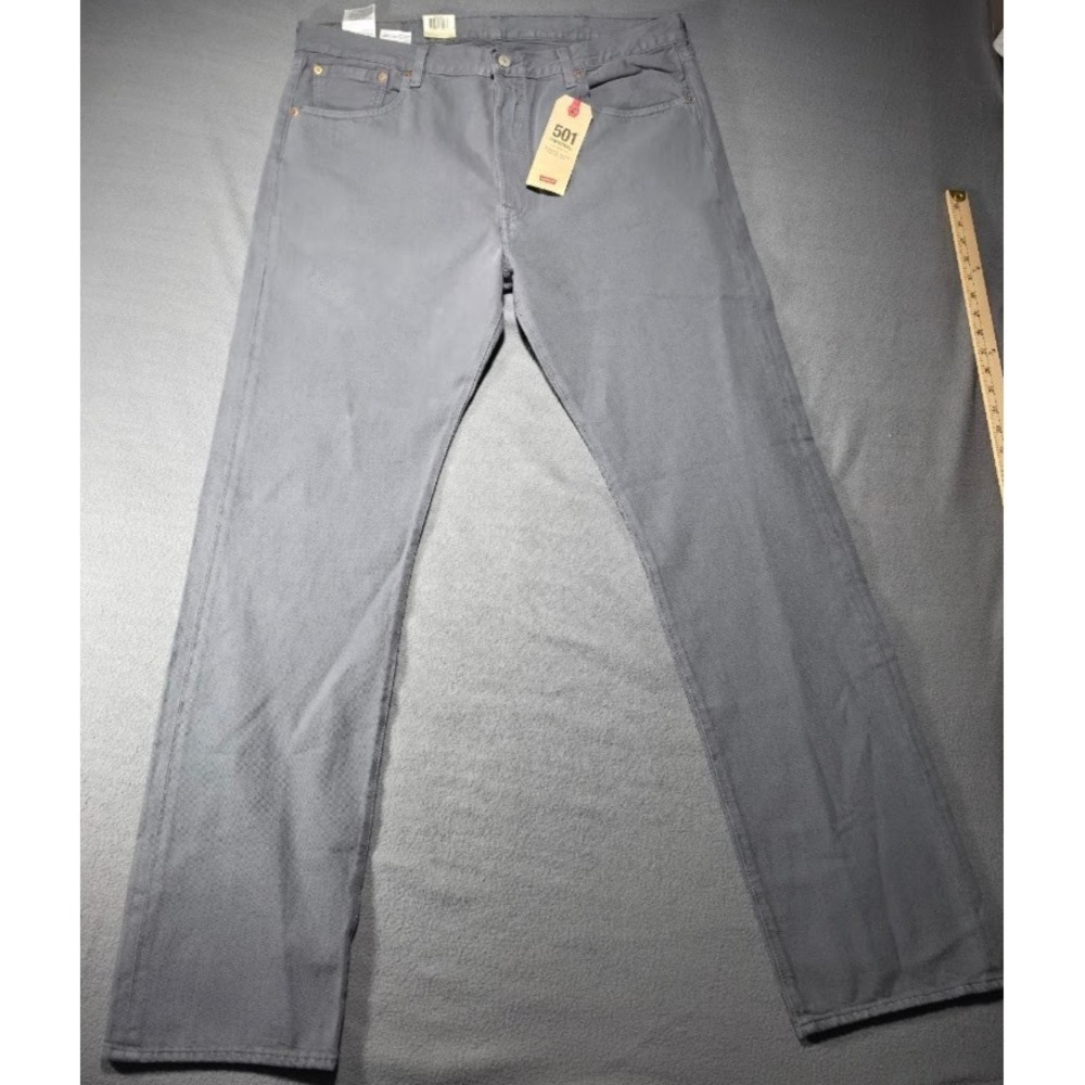 Levi's 501 Original Jeans Mens 38x34 Gray NWT Button Fly Straight Leg - Picture 4 of 10
